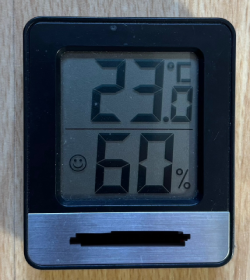 Example of a simple digital hygrometer